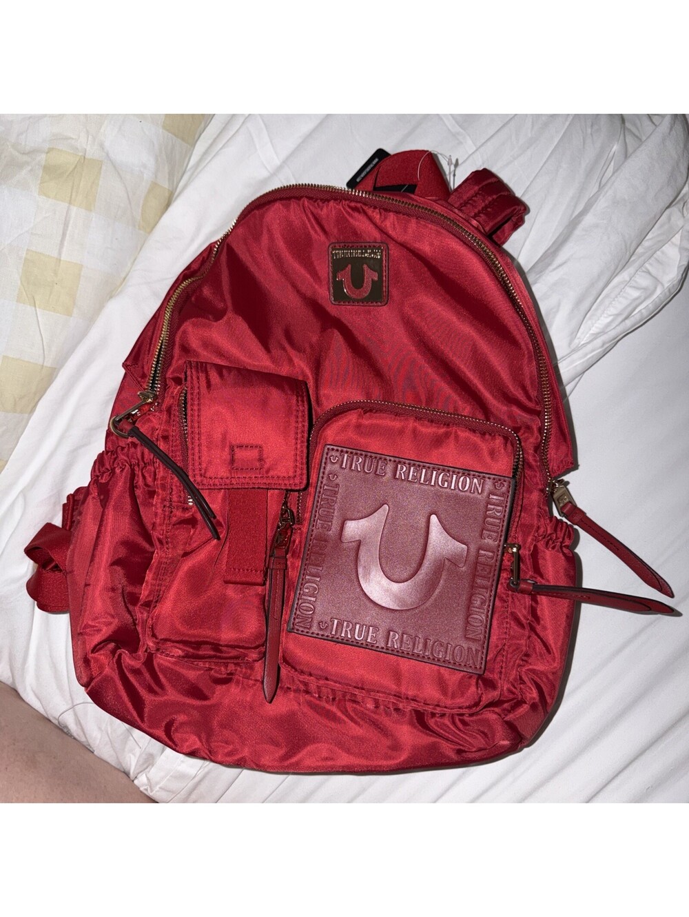 TRUE RELIGION Logo Big T Backpack RED-BLACK